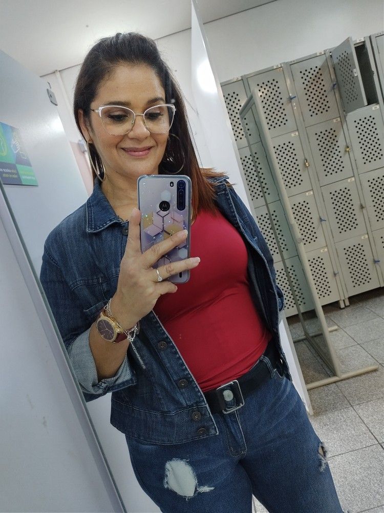 <em><strong>Ana R.</strong></em>